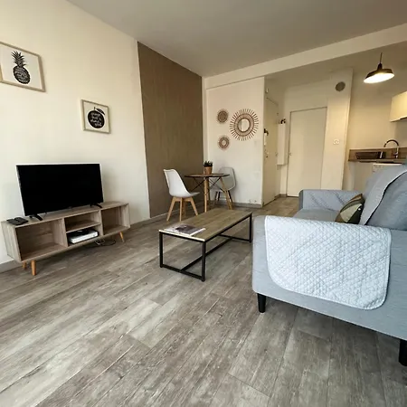 La Cle - Balcon - Climatisation - Wifi - Port - Gare Апартаменты