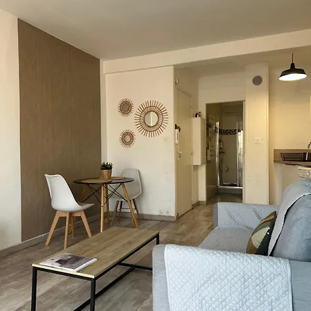 Апартаменты La Cle - Balcon - Climatisation - Wifi - Port - Gare *
